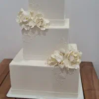 کرایه ماکت کیک عروس