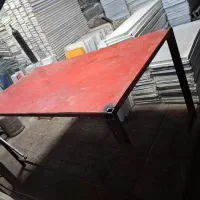 میز کار آهنی ۱متر در ۲متر