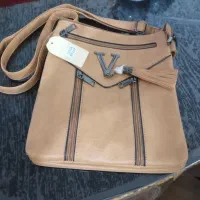 کیف چرم مصنوعی ،نو،۹۰۰ تومان