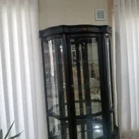 ویترین شیشه ای شیک و سالم