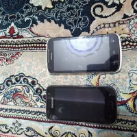دو عدد گوشی ایراد دار