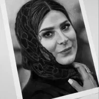 طراحی چهره سیاه قلم هابپر رئال