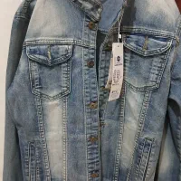 کت لی|لباس|رشت, رشتیان|دیوار