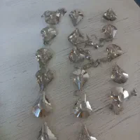 ۱۷ عدد کریستال