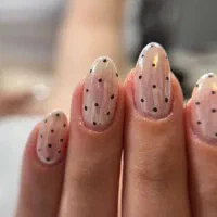کاشت ناخن