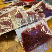 پخش عمده زعفران یکمثقالی فقط و فقط (۹۸ هزار تومان)|خوردنی و آشامیدنی|اسلام‌شهر, باغ فیض|دیوار