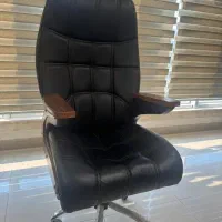 فروش ۷ عدد صندلی اداری مدیریتی|مبلمان اداری|کیش, |دیوار