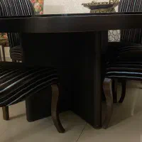 میز غذاخوری گرد و فرش۶ متری