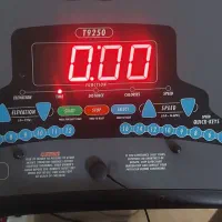 تردمیل ورزشی مدل T9250