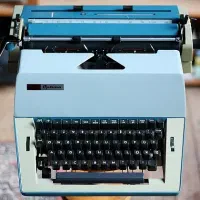 فروش دستگاه/ماشین تایپ کاملا سالم