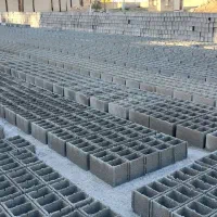 بلوک دیواری سیمانی سه خونه ته بسته