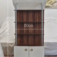 کتابخانه و کمد