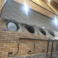 فروشنده خانم همکاری در مجتمع نان خراسانی مالک