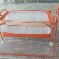 گهواره تاشو کاملا نو رنگ اسپورت با پرده تخت رایگان