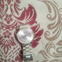 ساعت قدیم لاروس پول لازم