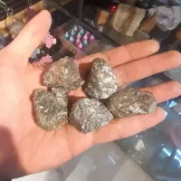 ۵ قطعه پیریت طلاییه کلکسیونی