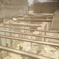 تخریب ساختمان و حفره چاه.