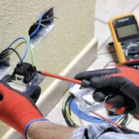 انجام کلیه کار هار های برقی لوله کشی سیم کشی