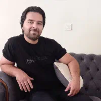 مدارک گواهینامه پایه یک وکارتهای بانکی نام رحیمیان