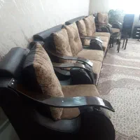 مبل ۷نفره راحتی چرم و مخل با میز اصلی|مبلمان خانگی و میز عسلی|مشهد, حجاب (شهرک غرب)|دیوار