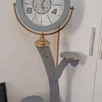 ساعت ایستاده