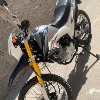 تریل ۲۰۰|موتورسیکلت|یزد, |دیوار