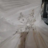 لباس عروس فروشی|لباس|هشتگرد, خور|دیوار