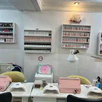 اجاره و استخدام درصدی ناخنکار و مژه کار|استخدام درمانی، زیبایی، بهداشتی|تهران, پونک|دیوار