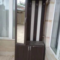 جاکفشی و کمد