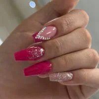 آموزش کاشت ناخن نصفراه