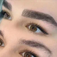 آرایش دائم صورت تتو لب و ابرو فیبروز و خط چشم