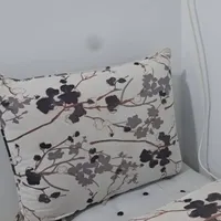 شش عدد پشتی