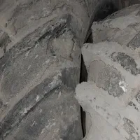 لاستیک تراکتور ۲۸۵.۸۰۰.۴۷۵.۲۹۹|قطعات یدکی و لوازم جانبی|سنقر, |دیوار