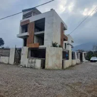 ویلالاکچری تریبلکس شهرکی ۴۱۰متراستخر ،آسانسور ،سند