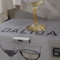 بستنی خوری