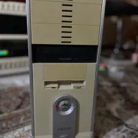 کیس و مانیتور