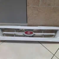 جلو پنجره پراید