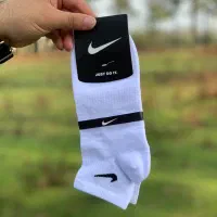 جوراب کش انگلیسی|لباس|صومعه‌سرا, |دیوار