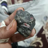 شهاب سنگ کندریتی|کلکسیون اشیاء عتیقه|قائم‌شهر, |دیوار