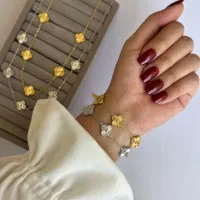 دستبند و گردنبند  طرح طلا