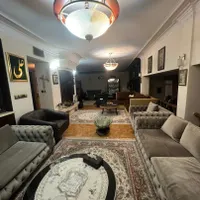 فروش آپارتمان ۲۱۵ متری ۳ خوابه طبقه ۱ در قلهک