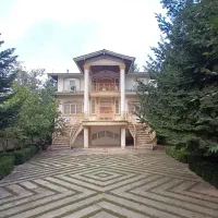 ویلا باغ مشجر ۵۳۰ زمین ۳۶۰ بنا تریبلکس ۴ خواب