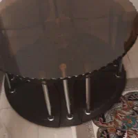 میز عسلی شیشه‌ای