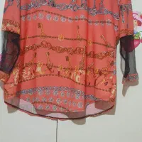 لباس زنانه|لباس|رودهن, |دیوار