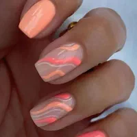 کاشت وترمیم ناخن فقط ۳۰۰