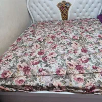 تخت و میز آرایشی