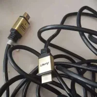 کابل hdmi و تعدادی وسایل اضافی