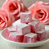 لوکوم خانگی (راحت‌الحلقوم) تازه و خوشمزه