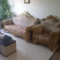 مبلمان سلطنتی ۷ نفره با جلومبلی و دوعددعسلی