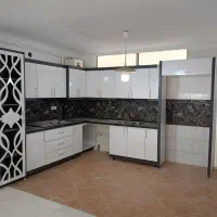 دوطبقه فروشی ماشین رو،راه جدا امام خمینی 7